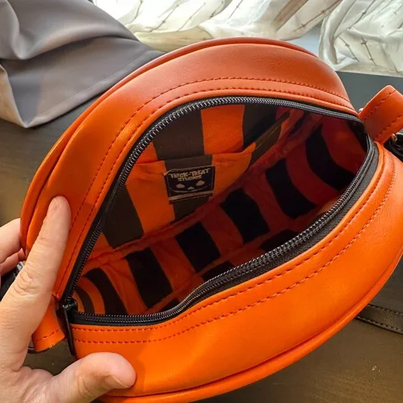 Trick or Treat Studios Trick R Treat Purse - Picture 2 of 4